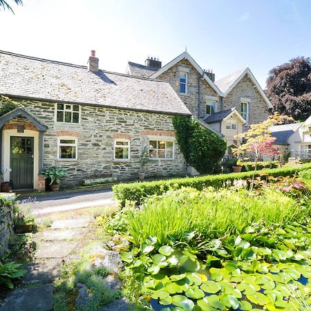 Aber Clwyd Manor Villa Derwen Buitenkant foto