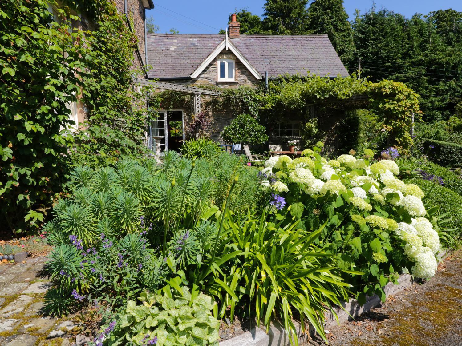 Aber Clwyd Manor Villa Derwen Buitenkant foto